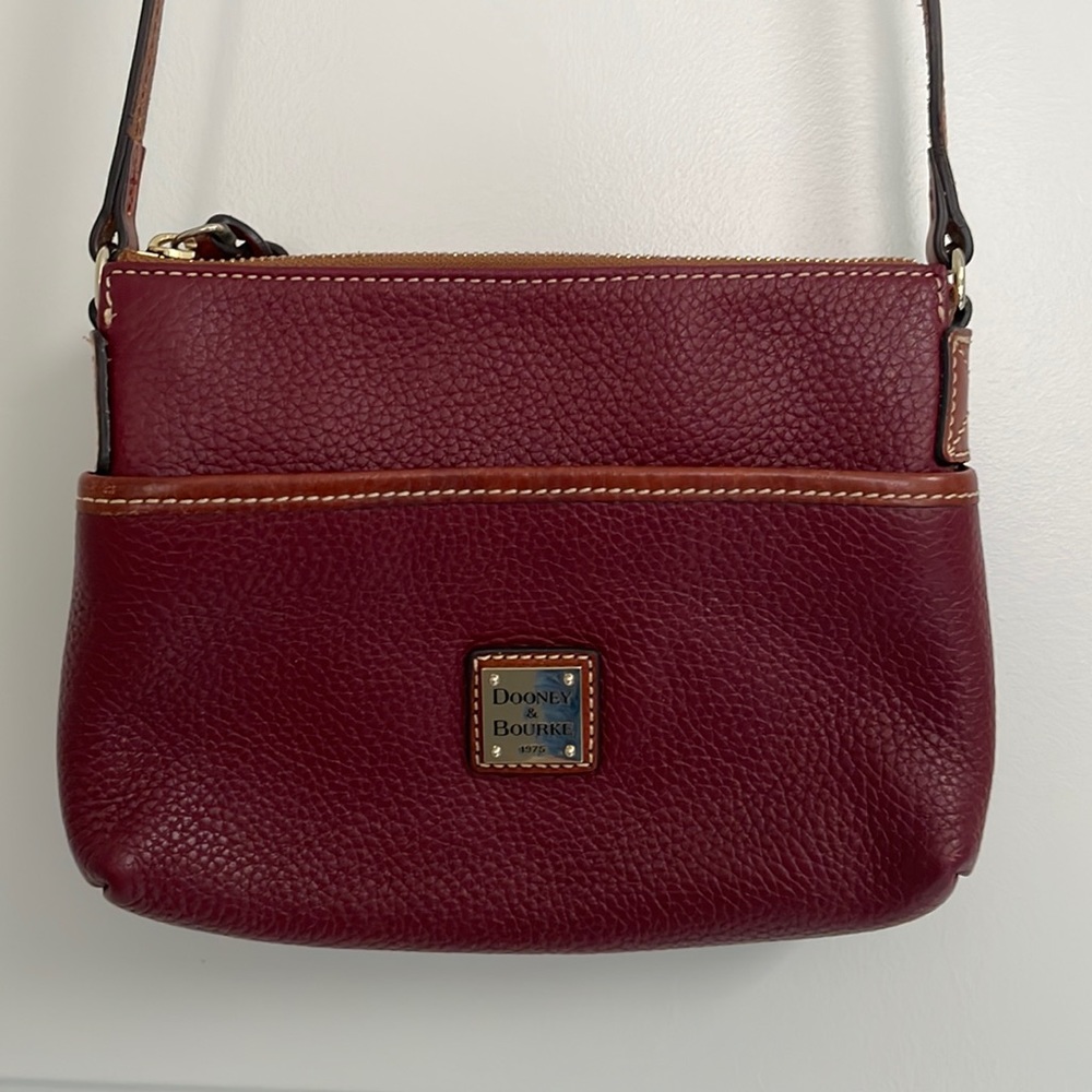 Dooney & Bourke crossbody bag